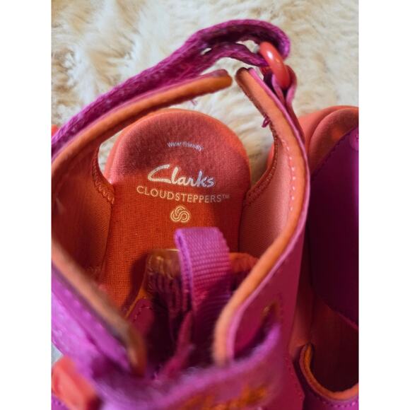 Clarks Cloud Comfort Ezera Sea Closed toe Sandals Cushion lightweight size 10 - Picture 2 of 7